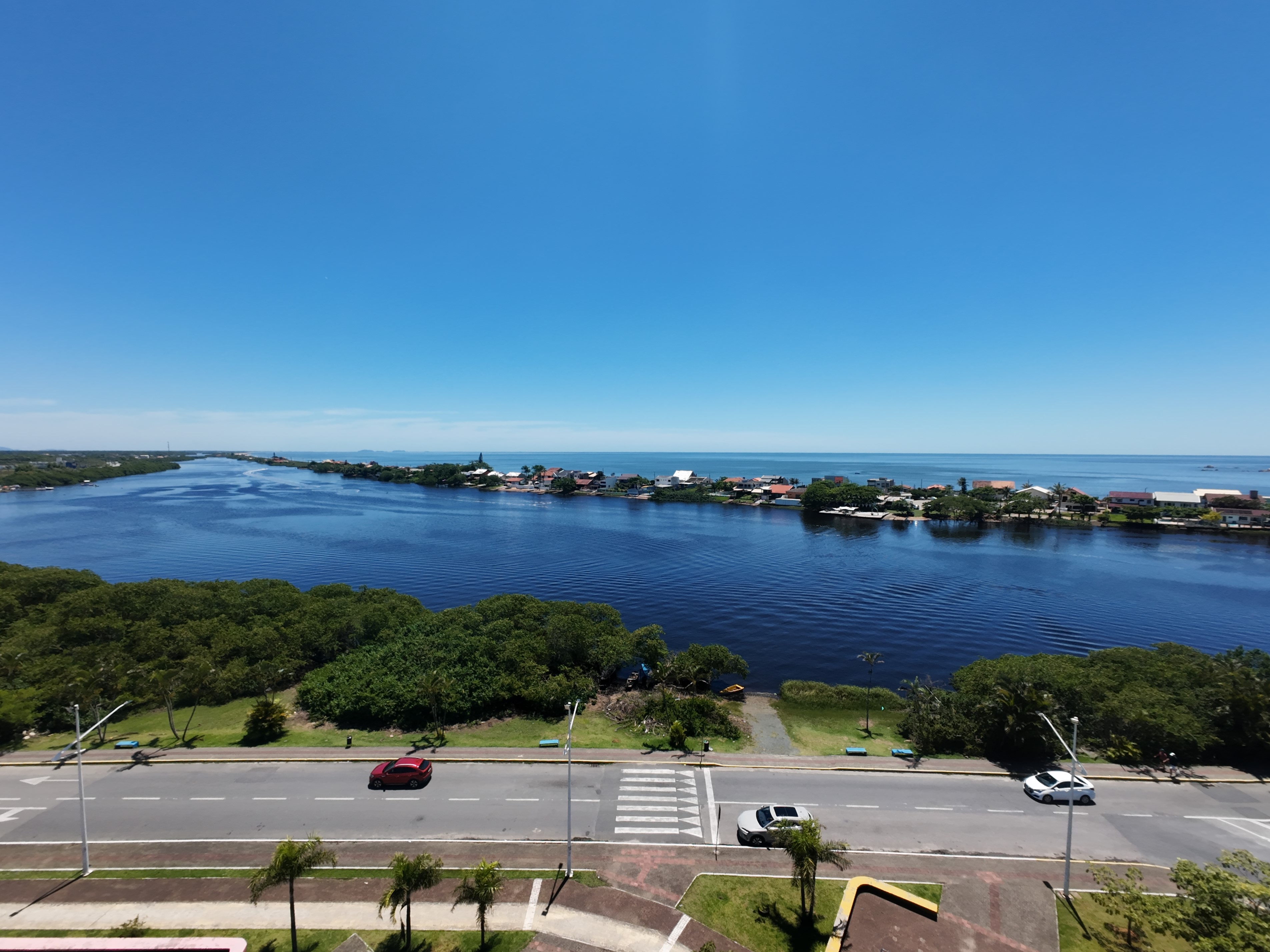 Laguna de Barra Velha encontro do rio com o mar SC